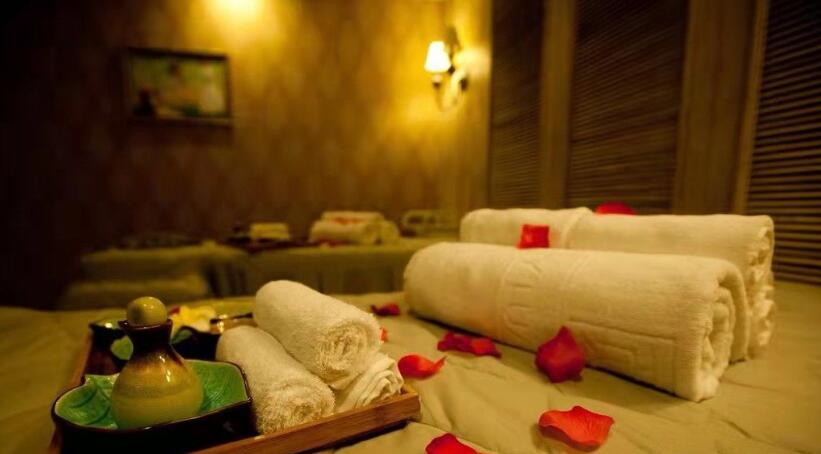 成都高端水疗spa会馆就这样带着清风月静抚慰了光阴悲喜